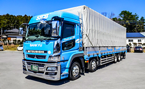 大型ウイング車２